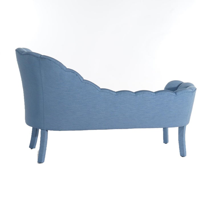 Hollywood Regency Upholstered Scallop Form Recamier 20thC