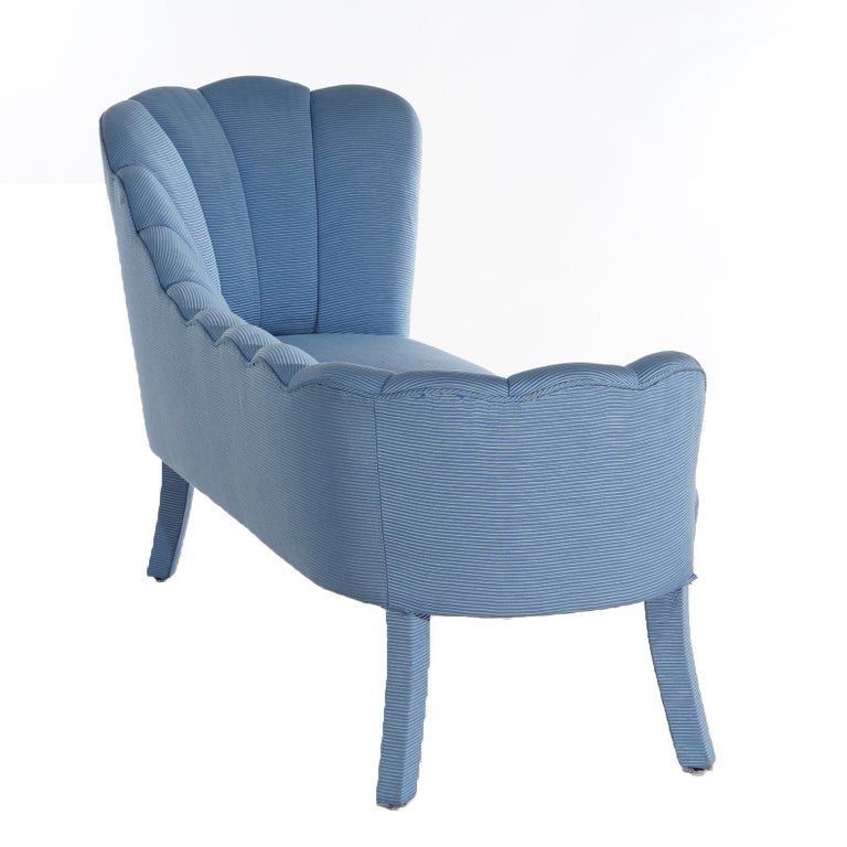 Hollywood Regency Upholstered Scallop Form Recamier 20thC
