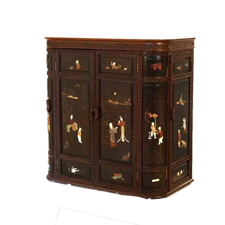 Vintage Japanese Chinoiserie Ebonized Mahogany and Inlaid Bar with Figures C1930