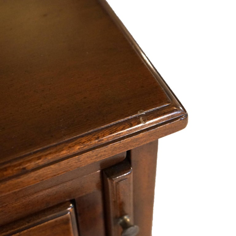 Kittinger Mahogany Four-Drawer Silver Chest with Slide-Out Work Tray 20thC