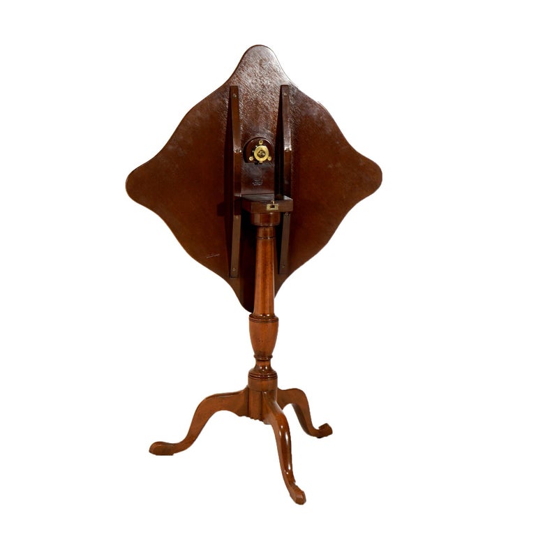 Kittinger Williamsburg Mahogany Tilt Top Candle Stand with Shaped Top 20thC