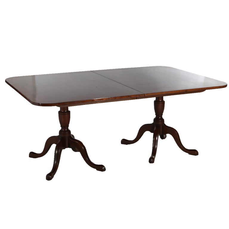 Queen Anne Style Kittinger Mahogany Dining Room Double Pedestal Table 20thC
