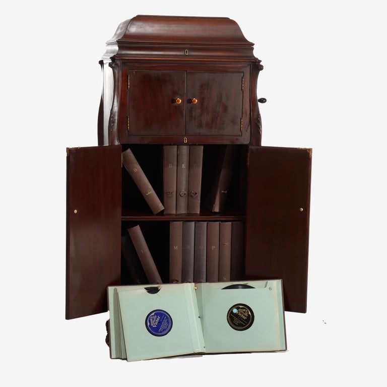 Victrola XVI Mahogany Upright Disc Player & Discs C1900