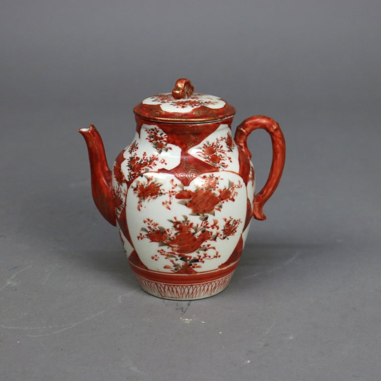 16 Piec79402es of Japanese Kutani Porcelain with Figures C1890