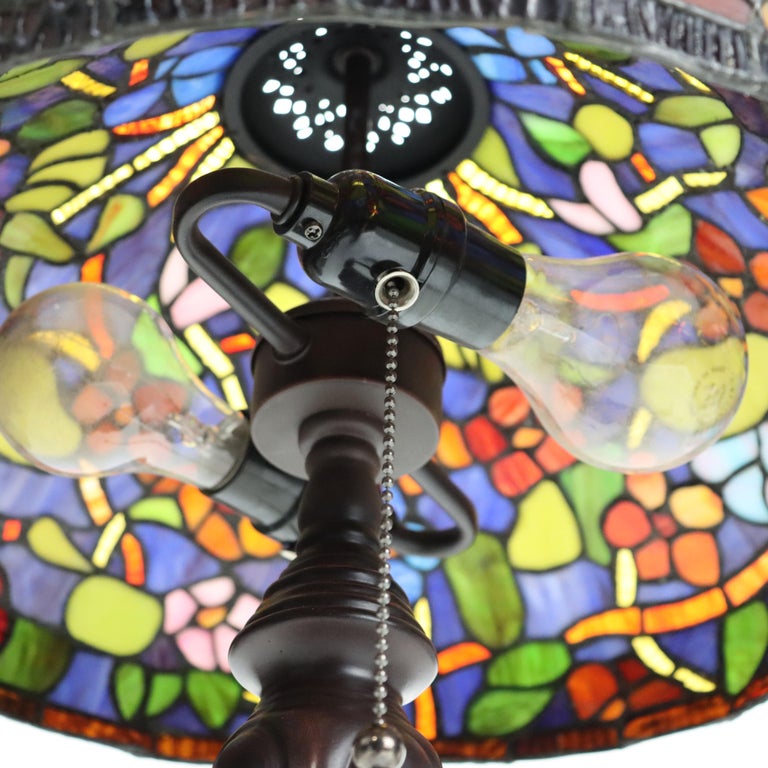 Arts & Crafts Leaded Stained Glass Table Lamp 20thC