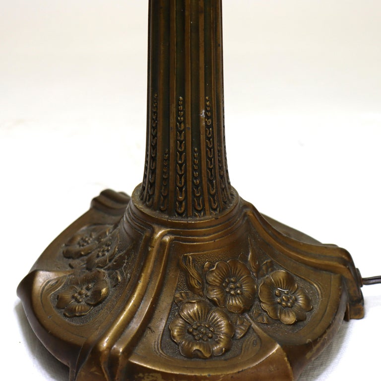 Arts & Crafts Leaded Stained Glass Table Lamp 20thC