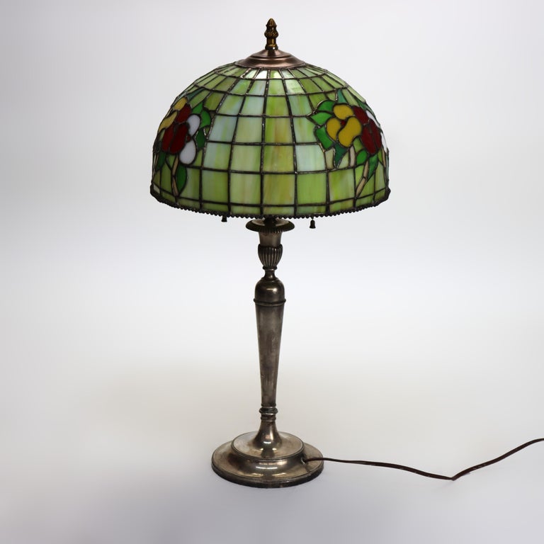 Arts & Crafts Leaded Stained Glass Table Lamp 20thC