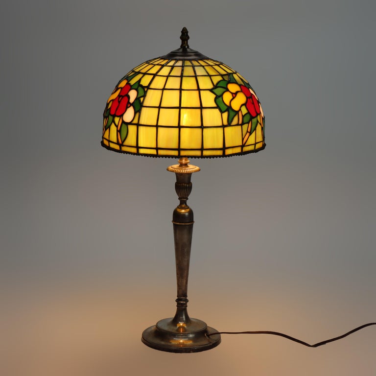 Arts & Crafts Leaded Stained Glass Table Lamp 20thC