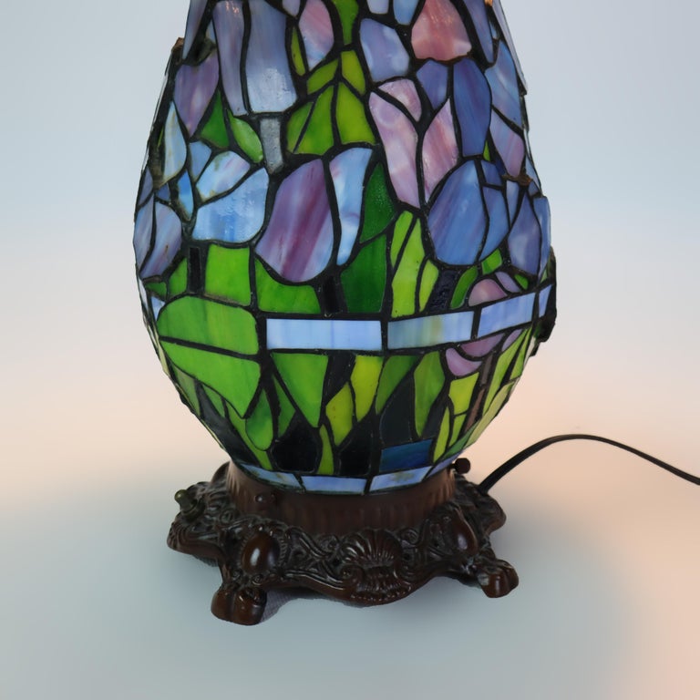 Arts & Crafts Leaded Stained Glass Table Lamp 20thC