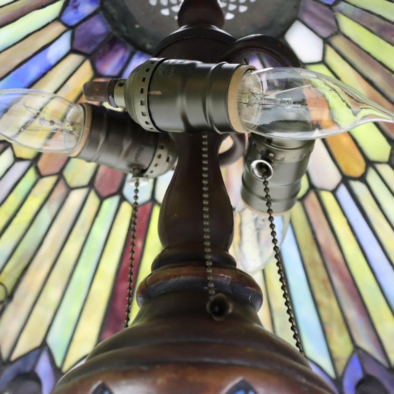 Arts & Crafts Leaded Stained Glass Table Lamp 20thC