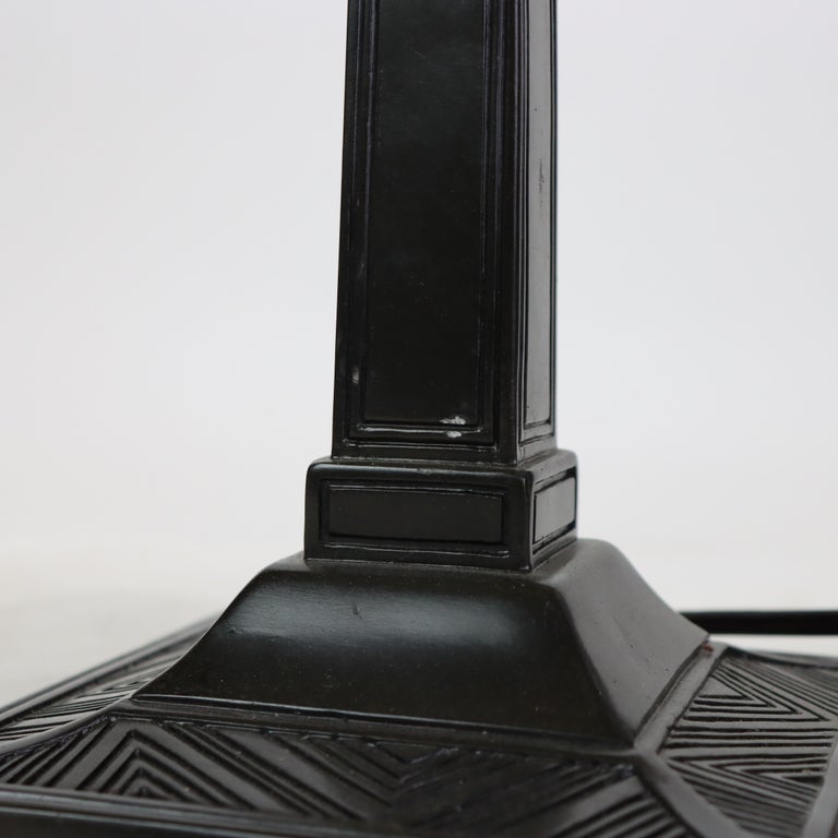 Arts & Crafts Leaded Stained Glass Table Lamp 20thC
