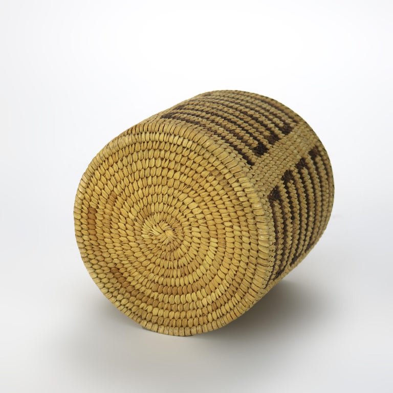 Vintage Southwest Native American Woven Woven Reed Basket 20thC