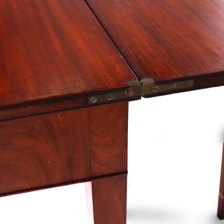 Antique Hepplewhite Mahogany Card Table With Inlaid Satinwood Rondelle c1820