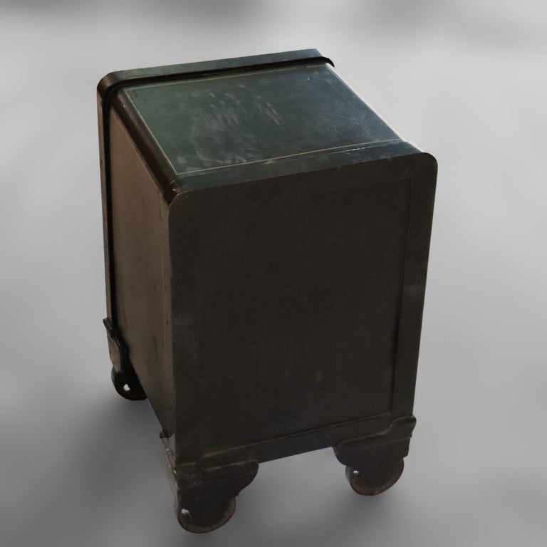 Syracuse Safe Co. Yale Steel Combination Lock Safe with Painted Scene c1890