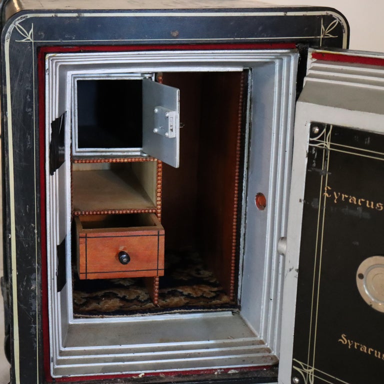 Syracuse Safe Co. Yale Steel Combination Lock Safe with Painted Scene c1890