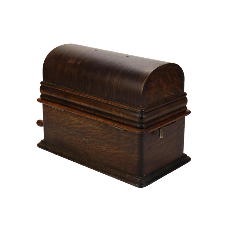 Antique Edison Oak Cylinder Phonograph Home Model C1910