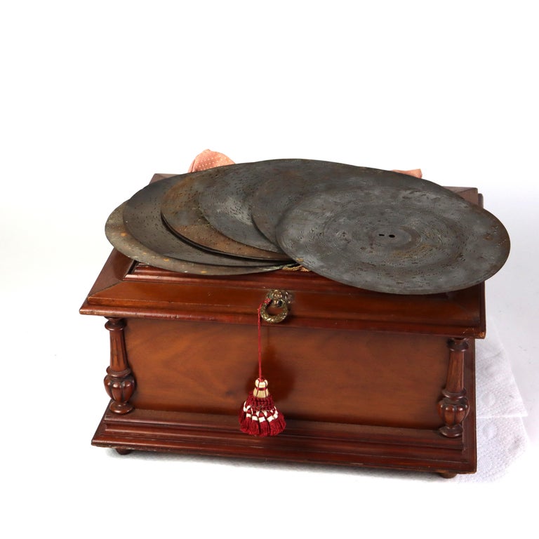 Antique German Shultz Marke Disk Player with Eight Disks C1890