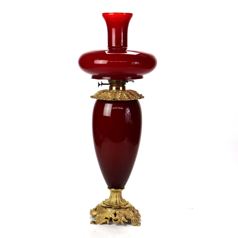 Antique E.M. & Co. Apollo Red Cased Glass Gone With The Wind Oil Lamp c1900