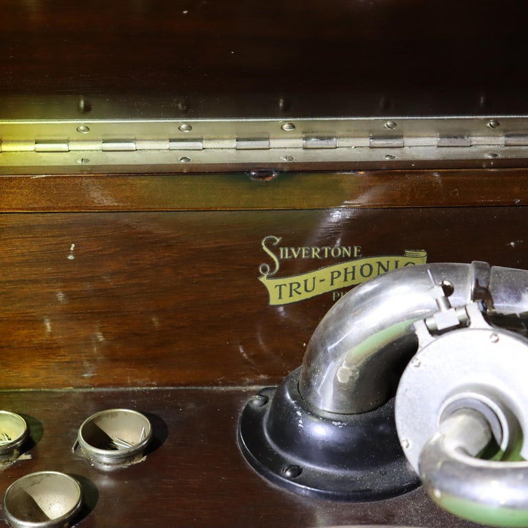 Antique Victrola Silvertone Tru-Phonic Mahogany Phonograph C1920