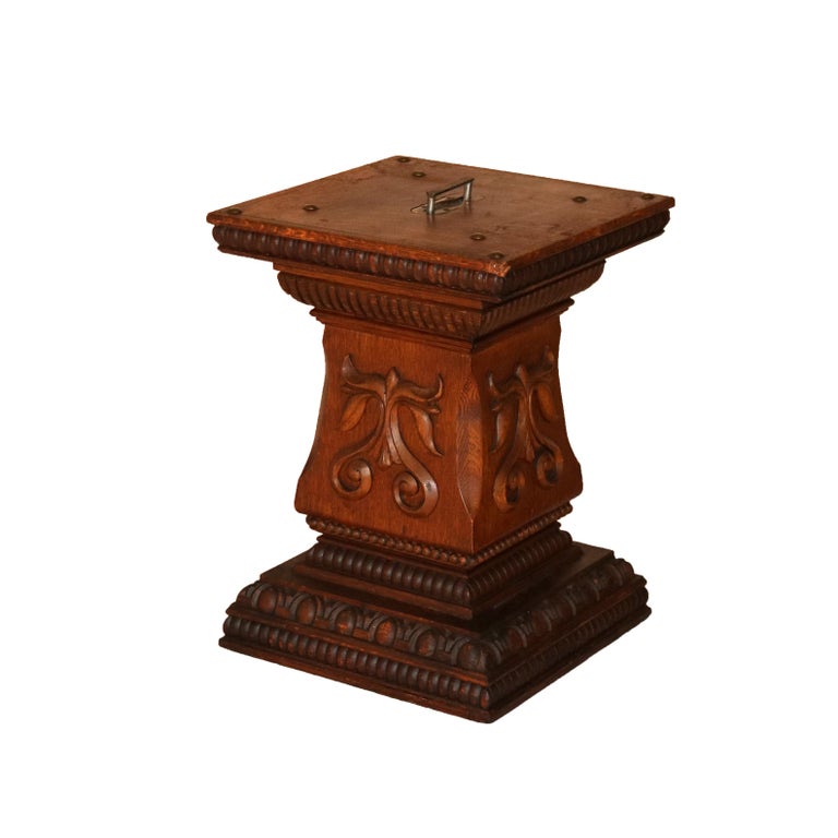 Pair of Antique RJ Horner Attr. Foliate Carved Oak Sculpture Pedestals C1900