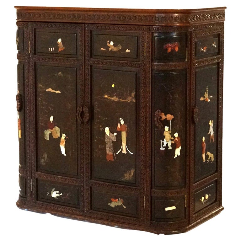 Vintage Japanese Chinoiserie Ebonized Mahogany and Inlaid Bar with Figures C1930