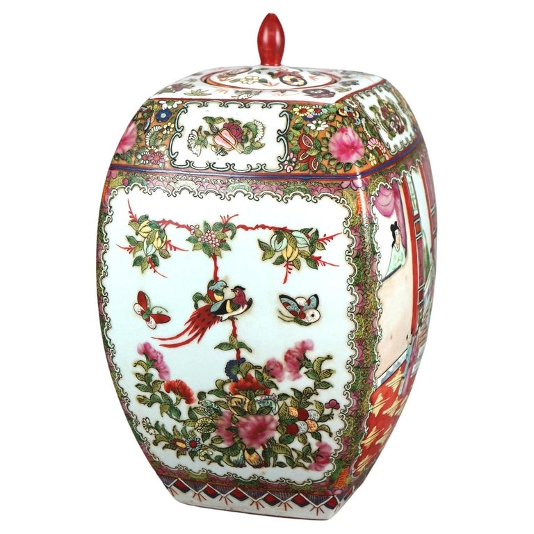 Chinese Rose Medallion Enameled Porcelain Lidded Urn 20thC