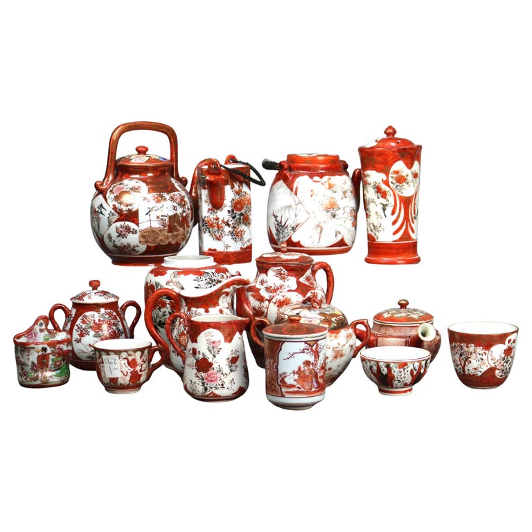 16 Piec79402es of Japanese Kutani Porcelain with Figures C1890