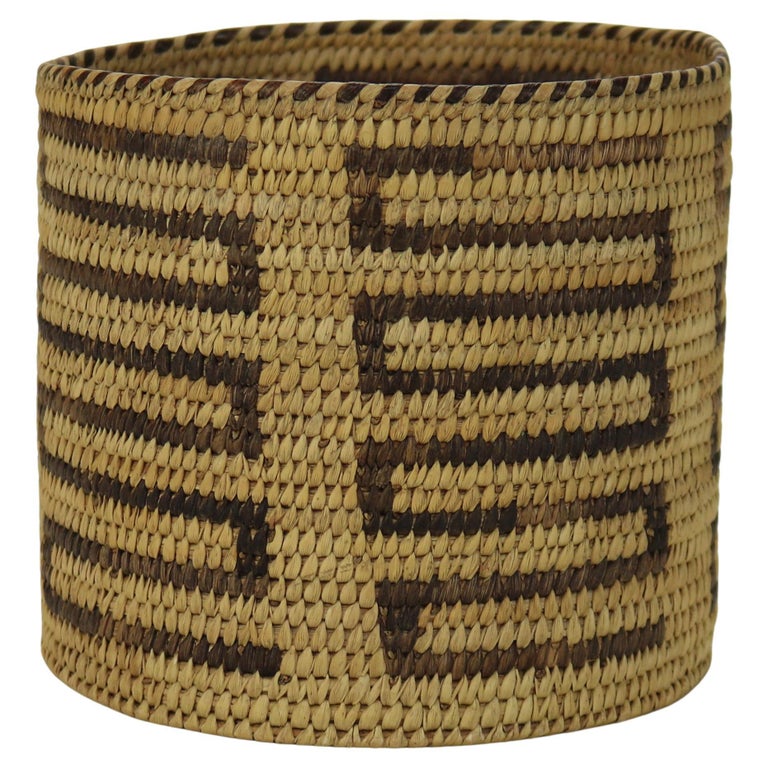 Vintage Southwest Native American Woven Woven Reed Basket 20thC