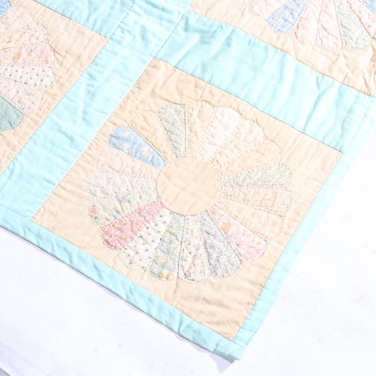 Antique Hand Sewn & Embroidered Amish Quilt, Dresden Plate, C1900