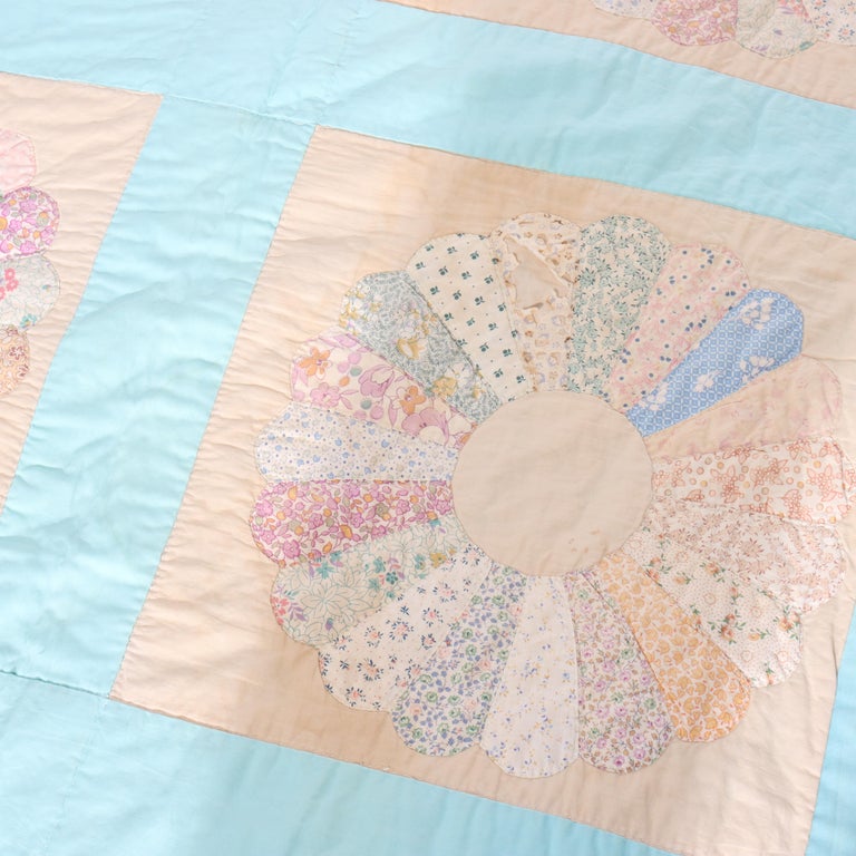 Antique Hand Sewn & Embroidered Amish Quilt, Dresden Plate, C1900