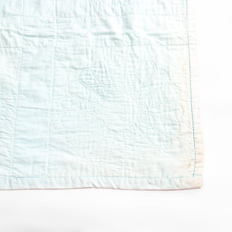 Antique Hand Sewn & Embroidered Amish Quilt, Dresden Plate, C1900