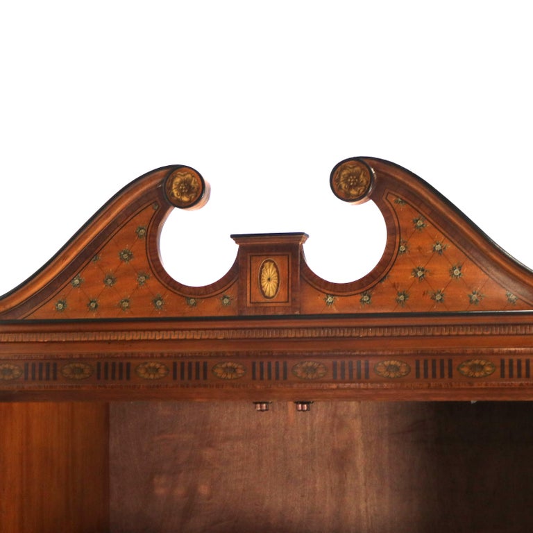 Vintage Drexel Heritage English School Adam’s Style Neoclassical Armoire 20thC