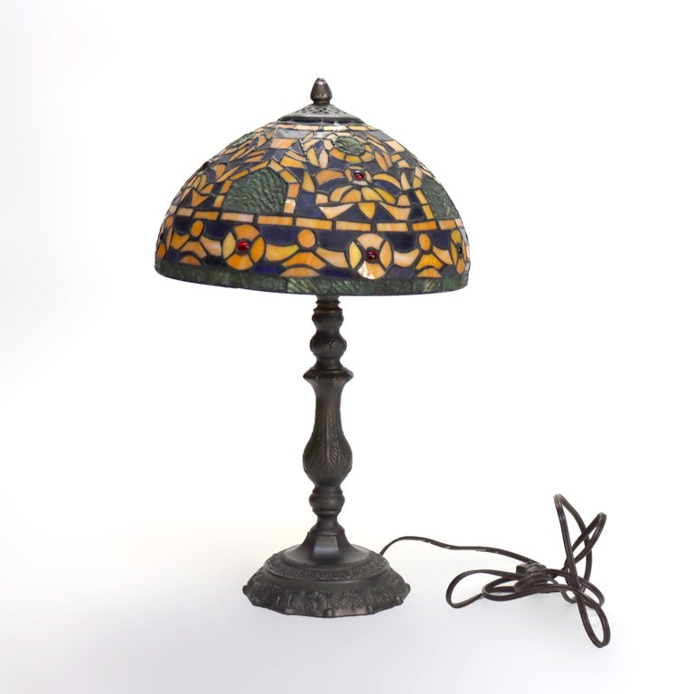 Arts & Crafts Leaded Stained Glass Table Lamp 20thC