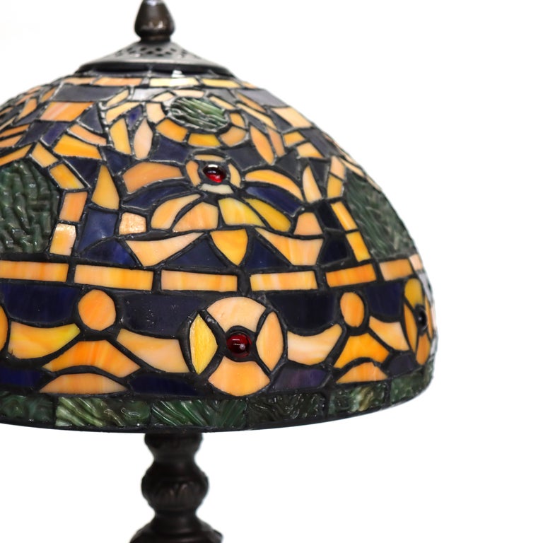 Arts & Crafts Leaded Stained Glass Table Lamp 20thC