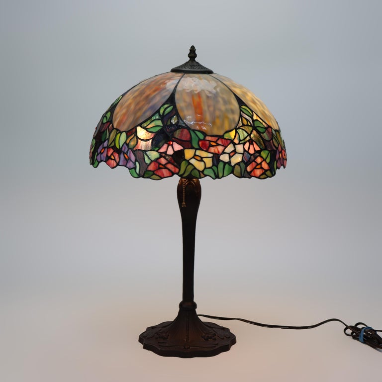 Arts & Crafts Leaded Stained Glass Table Lamp 20thC