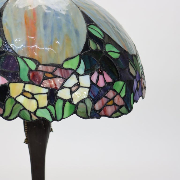 Arts & Crafts Leaded Stained Glass Table Lamp 20thC