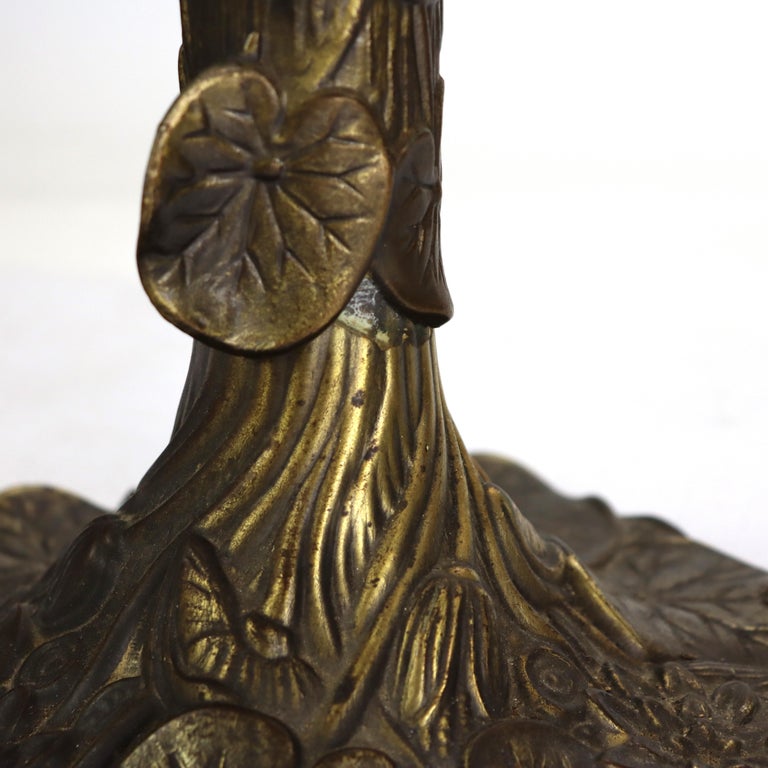Vintage Tiffany School Leaded Stained Glass Floral Table Lamp 20thC
