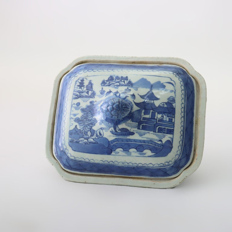 Antique Chinese Canton Porcelain Covered Vegetable Dish 19thC