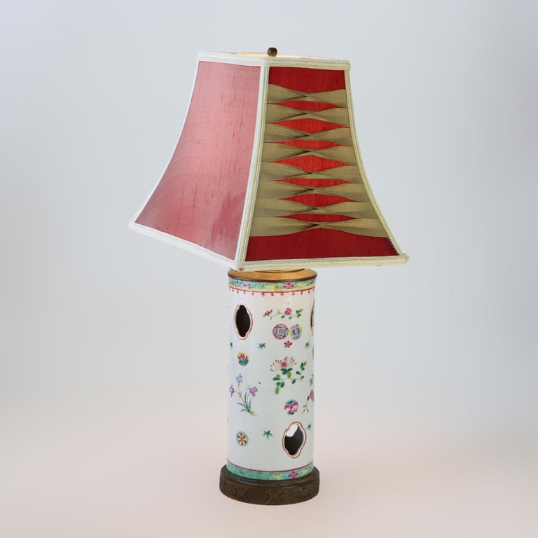 Antique Hand Painted Chinese Cutout Porcelain Wig Stand Table Lamp 19thC