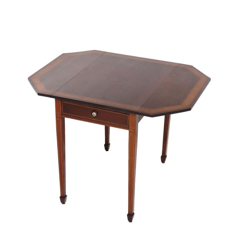 Antique Pembroke Style Banded & Inlaid Mahogany Drop Leaf Table c1920