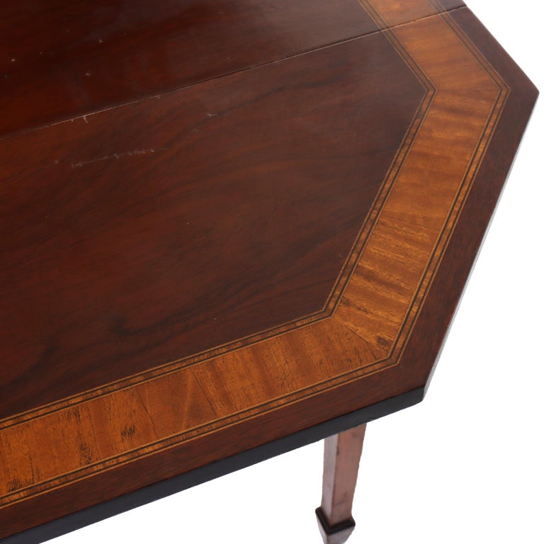 Antique Pembroke Style Banded & Inlaid Mahogany Drop Leaf Table c1920